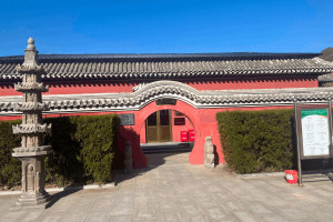 北京昌平凤凰山陵园园区建筑图