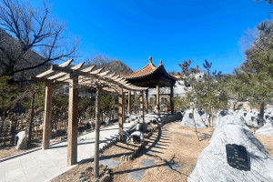 北京市延庆区长城华人怀思堂墓区环境图