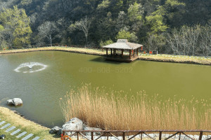 北京市怀柔区九公山陵园园区湖景图
