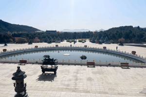 北京周边清东陵万佛园园区环境图