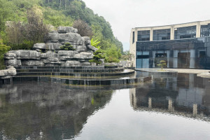杭州市临安区天竹园喷泉景观图