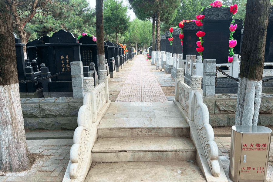 北京市通州区通惠陵园墓区环境图