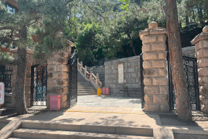 北京市海淀区金山陵园园区建筑图