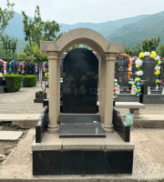 北京市门头沟区天山陵园传统立碑墓型2号