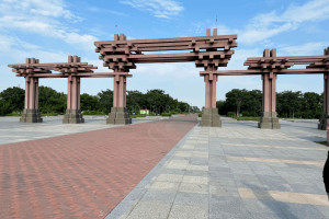 天津市东丽区东华林陵园特色建筑图