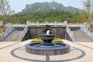 郑州市新郑市始祖山陵园喷泉景观图
