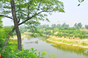 郑州市登封市少林连天公墓园区湖景图
