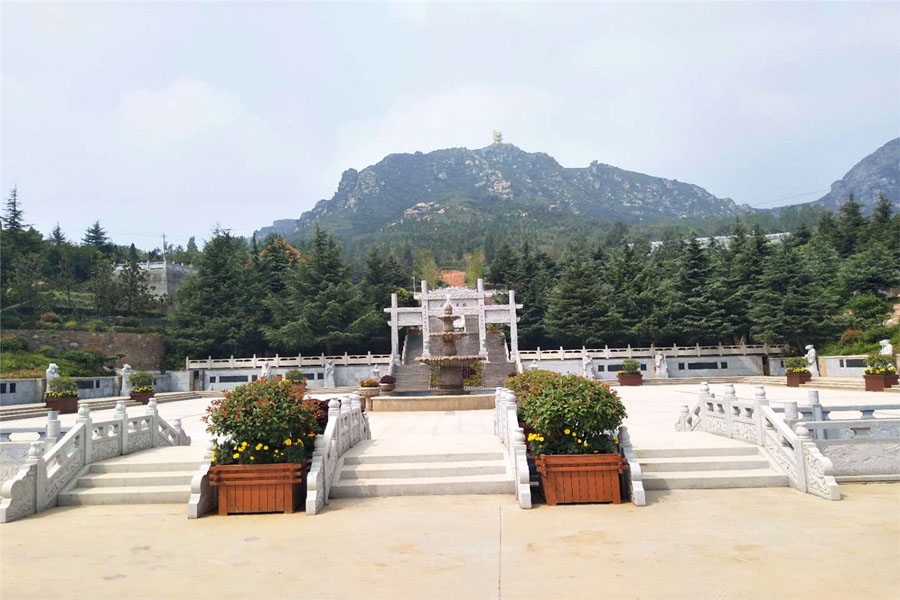 郑州市新郑市始祖山陵园牌坊图
