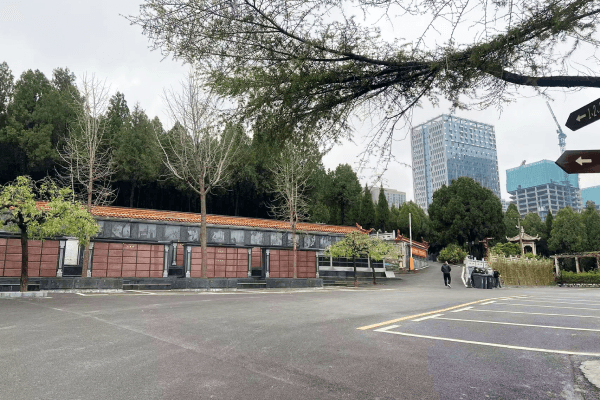 济南市历城区玉顶山公墓园区环境图