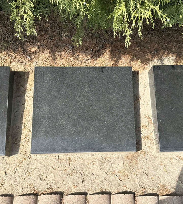 涿州市卧龙公墓传统卧碑墓型1号