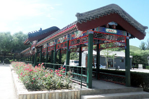 保定市易县世界华侨陵园古式长廊图