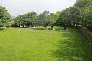 河北省易县华龙皇家陵园园区环境图