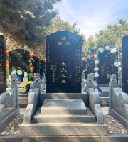 北京市延庆区八达岭人民公墓传统立碑墓型2号