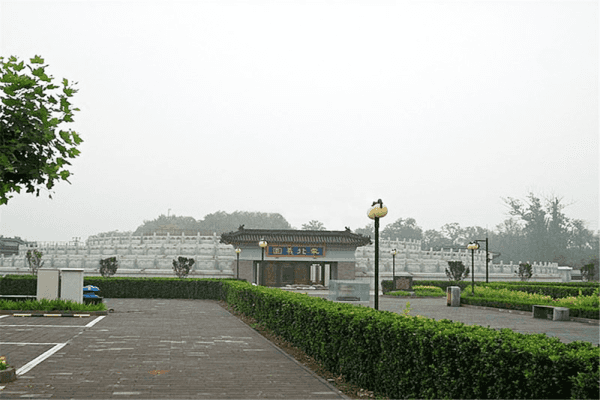 北京市海淀区西静园公墓大门图
