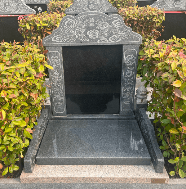 莲花山福祥园传统立碑