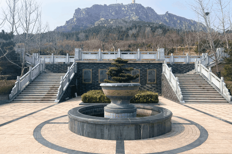 始祖山陵园景观图