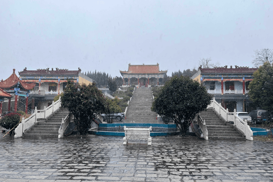 皇帝岭陵园景观图