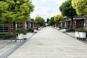 上海市宝山区宝安暝园墓区环境图