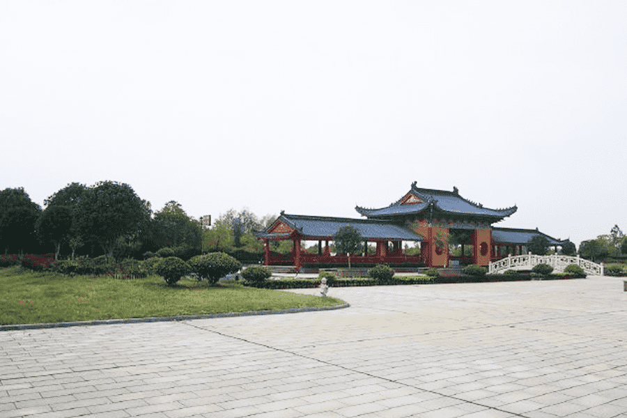 墓地信息网刘先生对红山寺陵园的评价